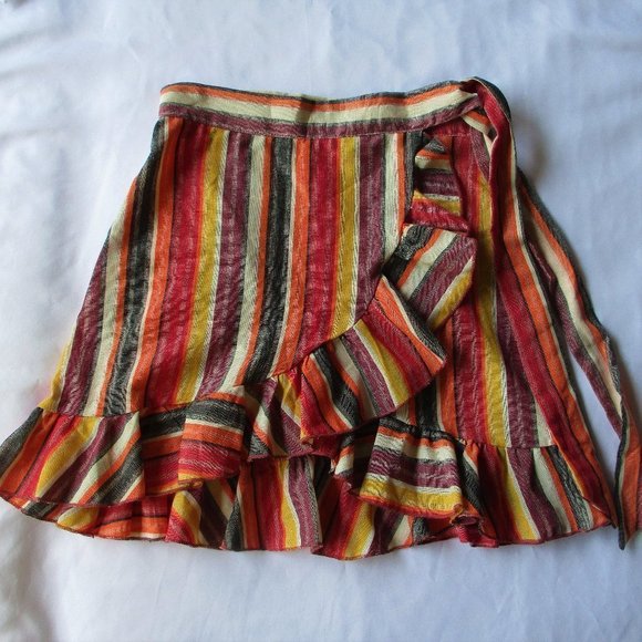 𝅺shein ruffle hem wrap  around mini  skirt SIZE XS - Picture 1 of 5